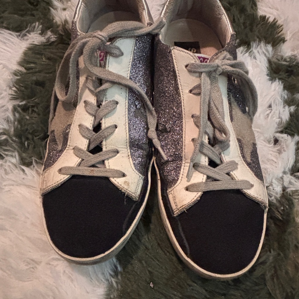 Stylish Women's Glitter Sneakers